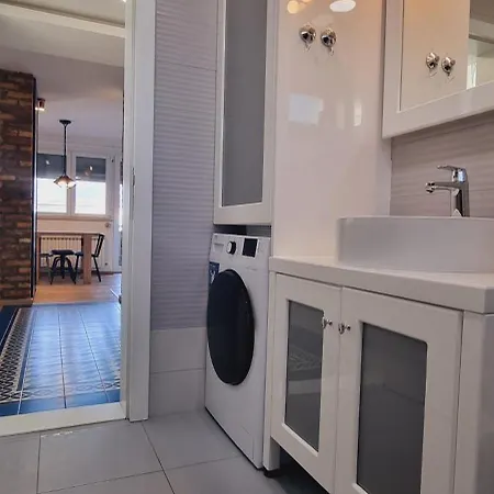 Drustveni Dom Apartment *