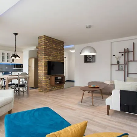 Drustveni Dom Apartment *